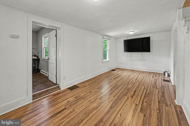 850 MYERSTOWN RD, Gardners, PA 17324