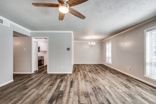 5053 Les Chateaux Drive 141, Dallas, TX 75235