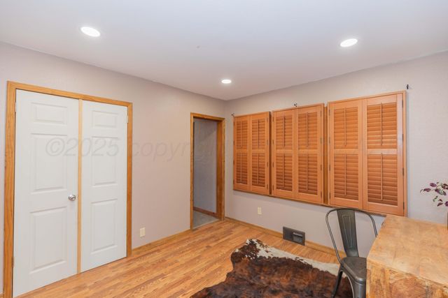 821 S Fifth Street, Canadian, TX 79014