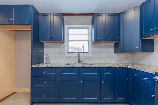 821 S Fifth Street, Canadian, TX 79014