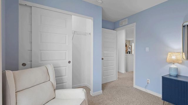 475 Cressmoor Boulevard, Hobart, IN 46342
