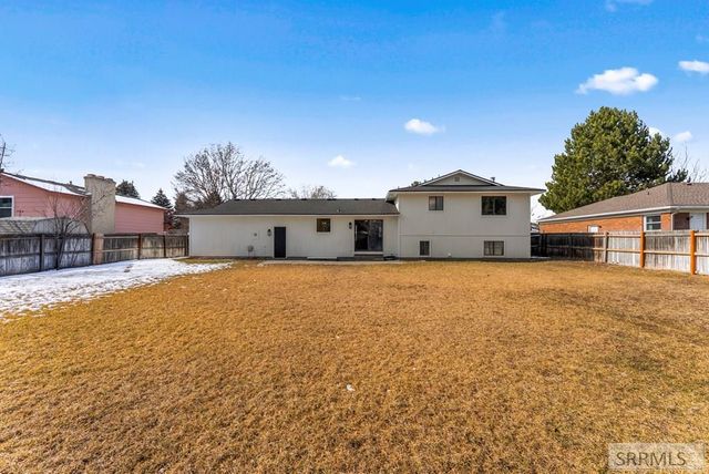 2659 Laguna Drive, Idaho Falls, ID 83404