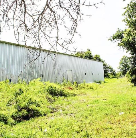 13601 amanda Drive, Mcloud, OK 74851