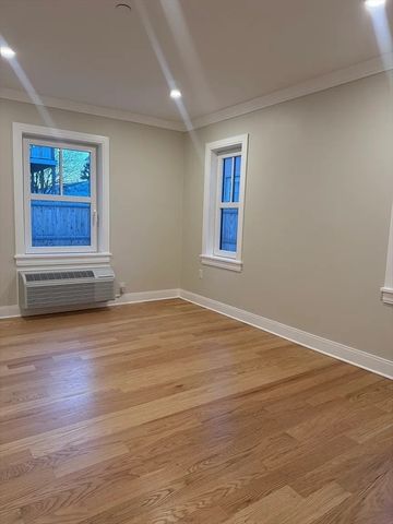 15 Yuill Circle 1, Boston, MA 02136