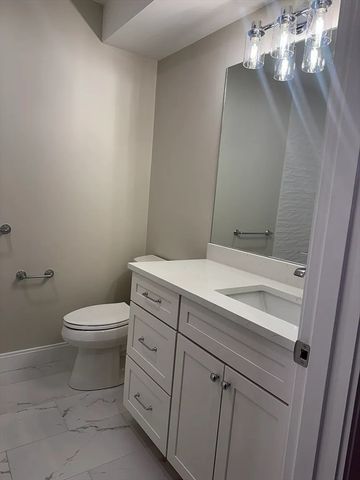 15 Yuill Circle 1, Boston, MA 02136