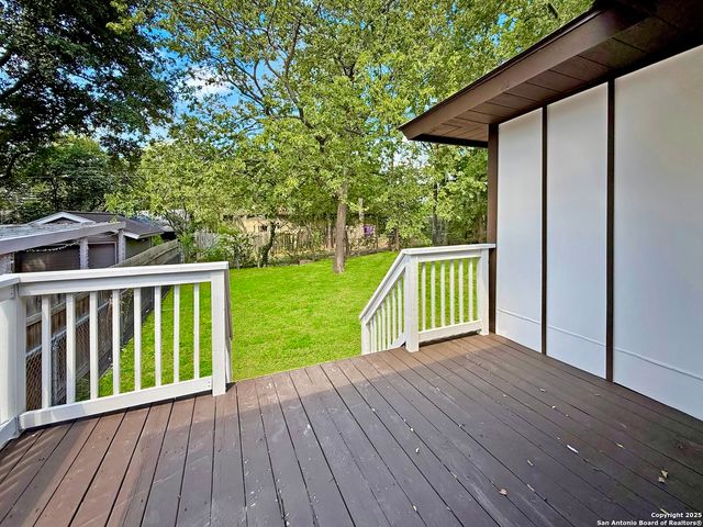 419 W Huisache, San Antonio, TX 78212