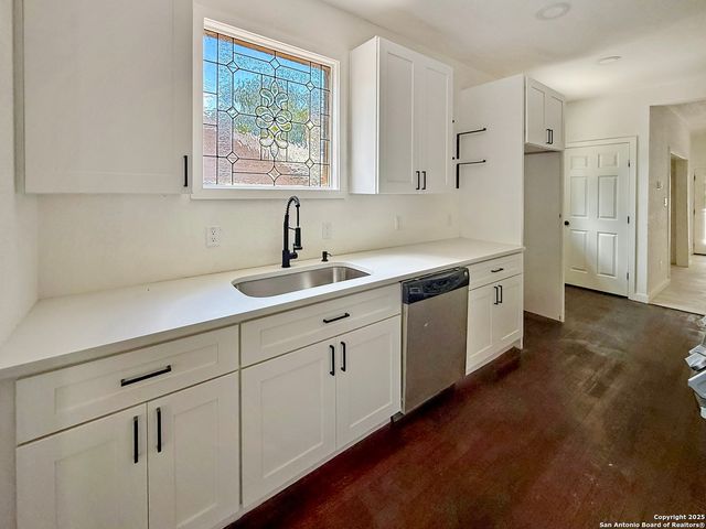 419 W Huisache, San Antonio, TX 78212