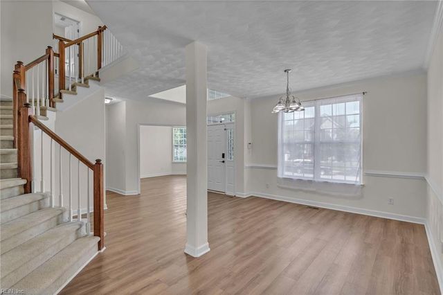 1932 Spain LN, Virginia Beach, VA 23464