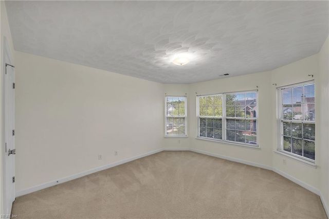 1932 Spain LN, Virginia Beach, VA 23464
