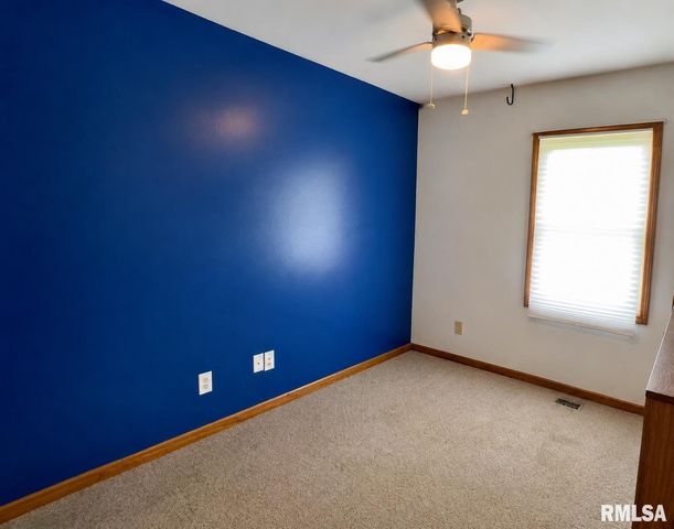 58 CHURCHILL Drive, Chatham, IL 62629