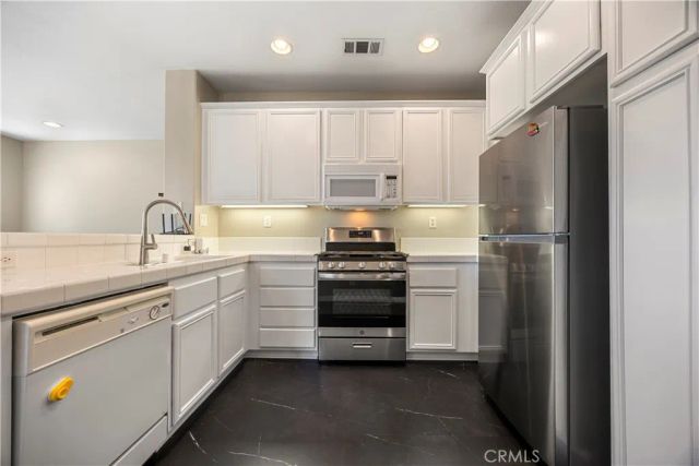 1800 E Lakeshore Drive 1601, Lake Elsinore, CA 92530