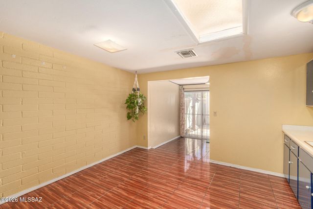 4163 S Queen Palm Drive, Tucson, AZ 85730