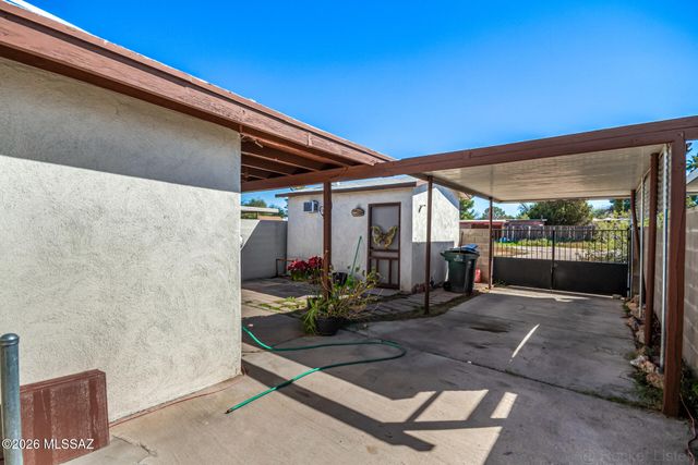 4163 S Queen Palm Drive, Tucson, AZ 85730