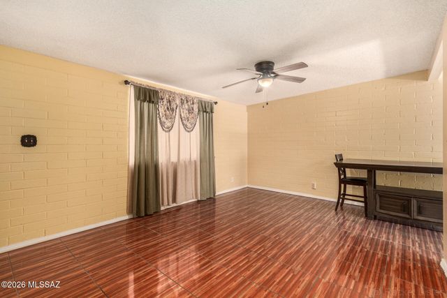 4163 S Queen Palm Drive, Tucson, AZ 85730