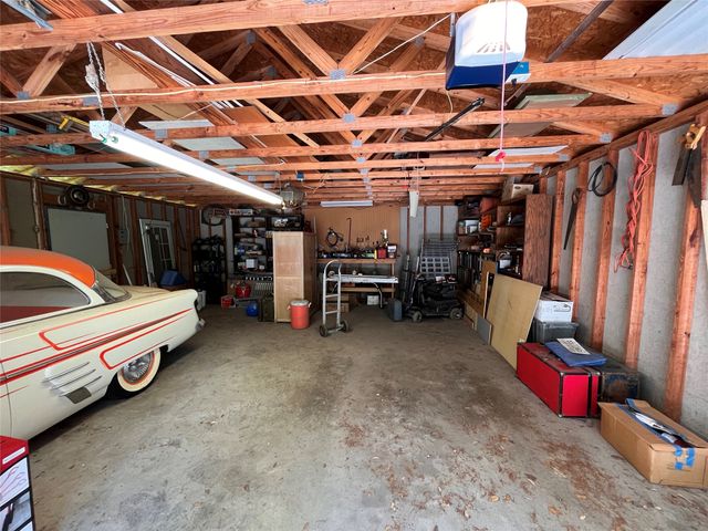 304 S Lafayette Street, Campbell, TX 75422