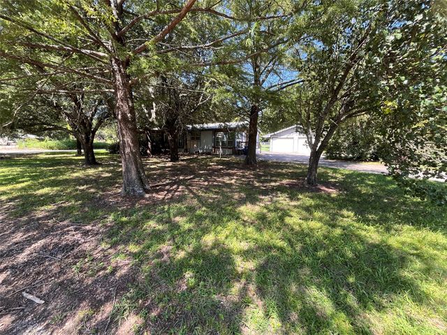 304 S Lafayette Street, Campbell, TX 75422