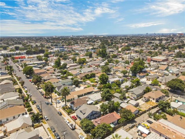 1253 E 46th, Los Angeles, CA 90011