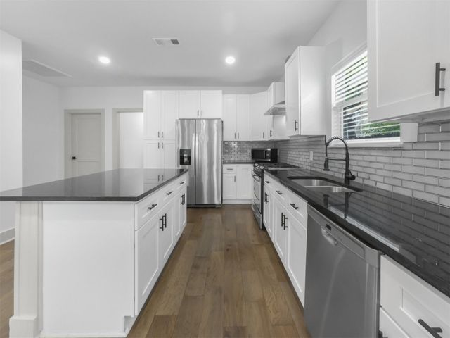 1809 Hardy Street, Houston, TX 77026
