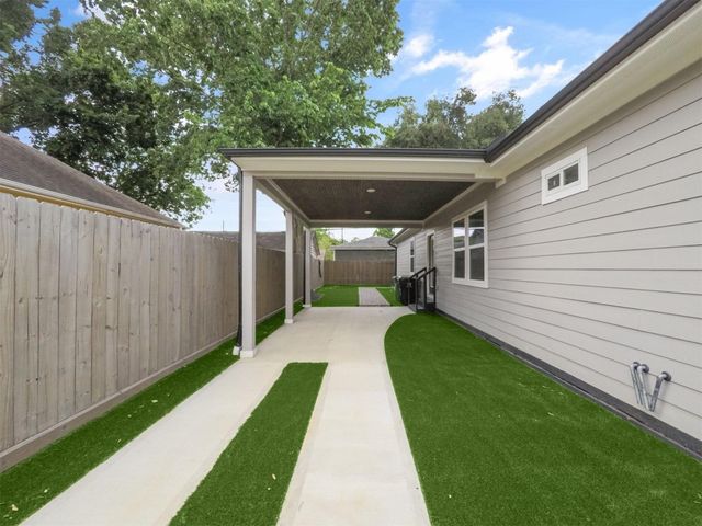 1809 Hardy Street, Houston, TX 77026