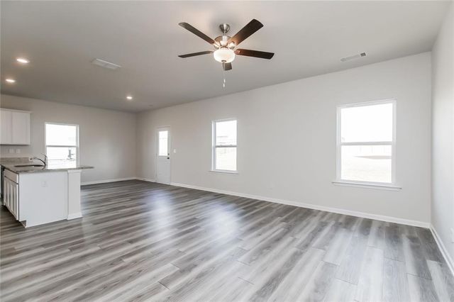 160 Avondale Boulevard, Conyers, GA 30013