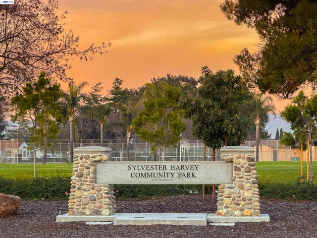 4161 Sunflower Ct, Union City, CA 94587