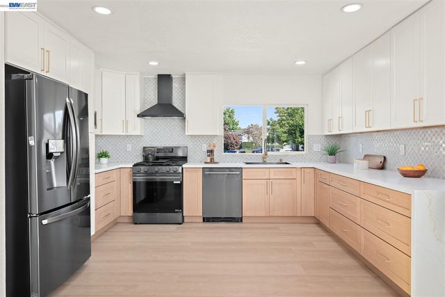 4161 Sunflower Ct, Union City, CA 94587