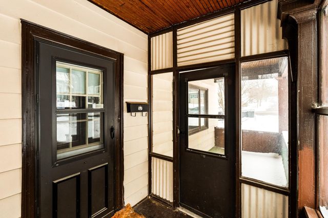 706 E 11th Street, Duluth, MN 55805