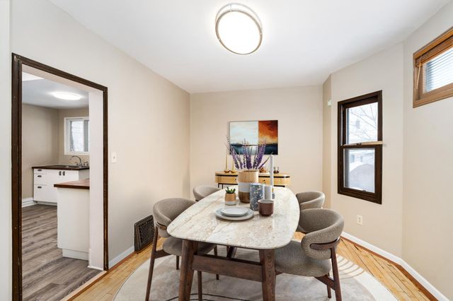 706 E 11th Street, Duluth, MN 55805