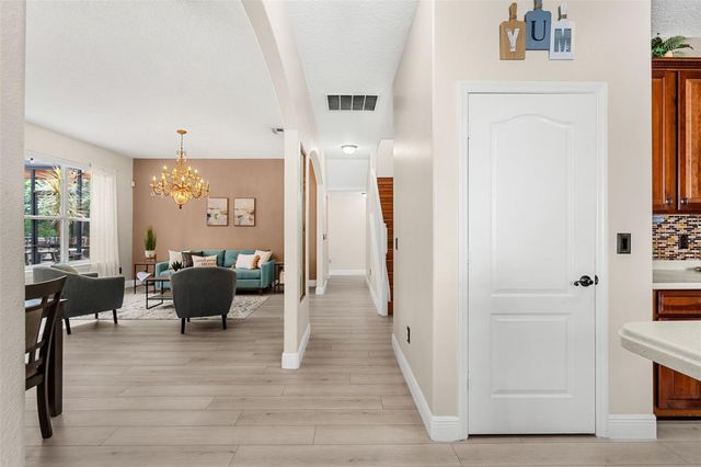 555 CAREY WAY, Orlando, FL 32825