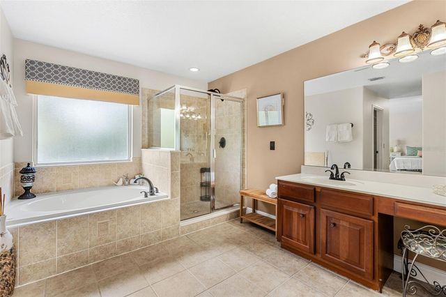 555 CAREY WAY, Orlando, FL 32825