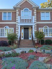 5715 Hartfield Downs Drive, Charlotte, NC 28269