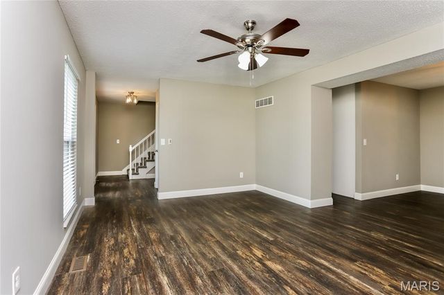 710 Westbridge Drive, St Peters, MO 63376