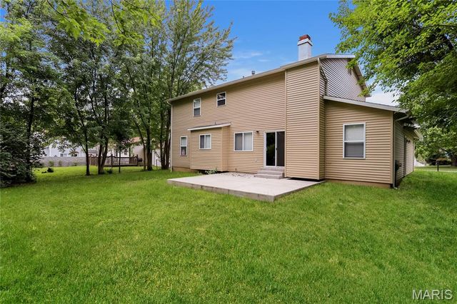 710 Westbridge Drive, St Peters, MO 63376