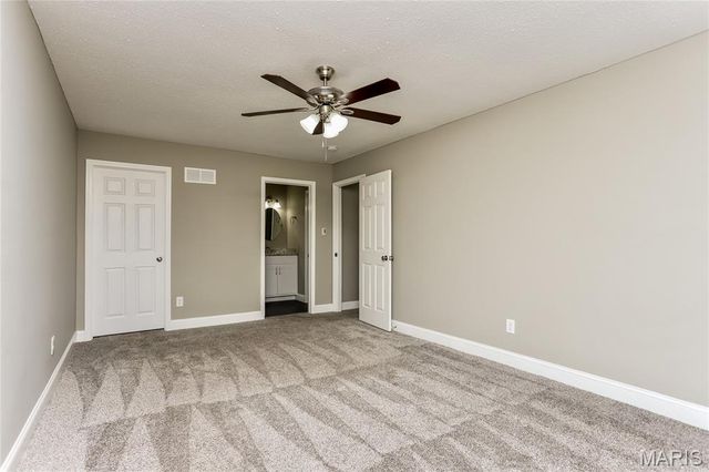 710 Westbridge Drive, St Peters, MO 63376
