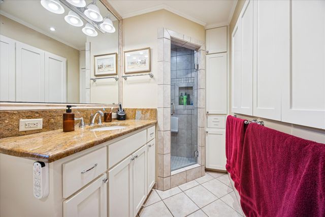 3009 McElroy DR, Austin, TX 78757