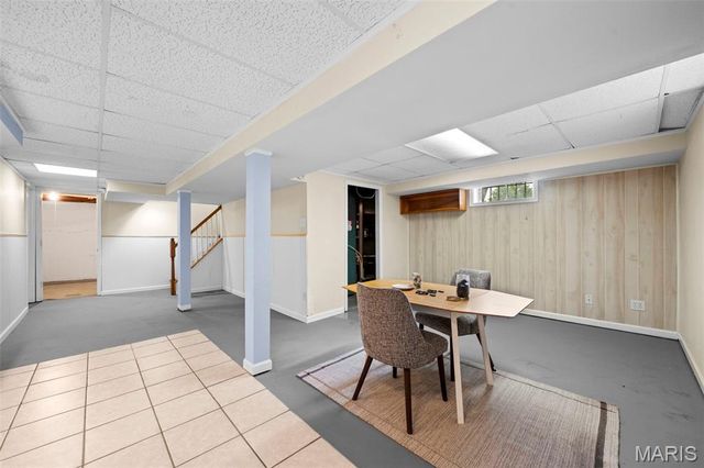 265 W Saint Anthony Lane, Florissant, MO 63031