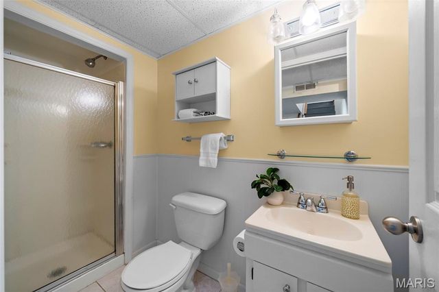 265 W Saint Anthony Lane, Florissant, MO 63031