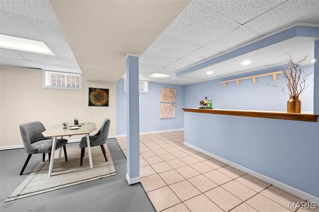 265 W Saint Anthony Lane, Florissant, MO 63031