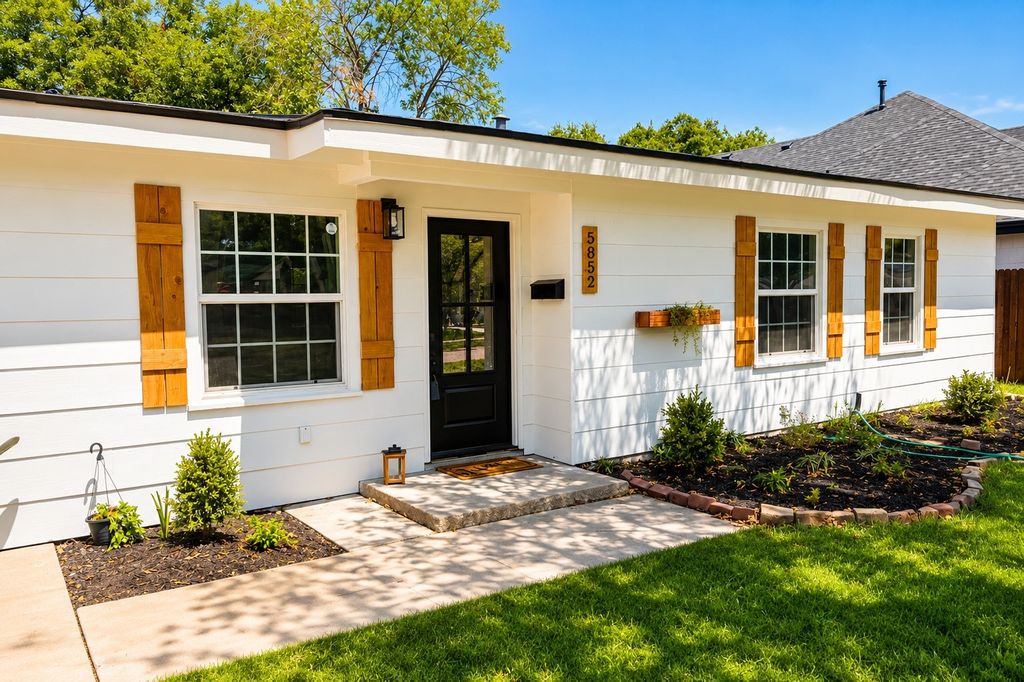 5852 Lyle Street, Westworth Village, TX 76114 — photo 2