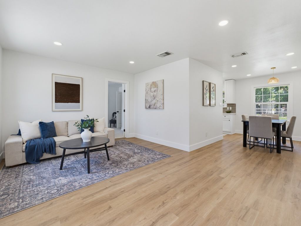 5852 Lyle Street, Westworth Village, TX 76114 — photo 5