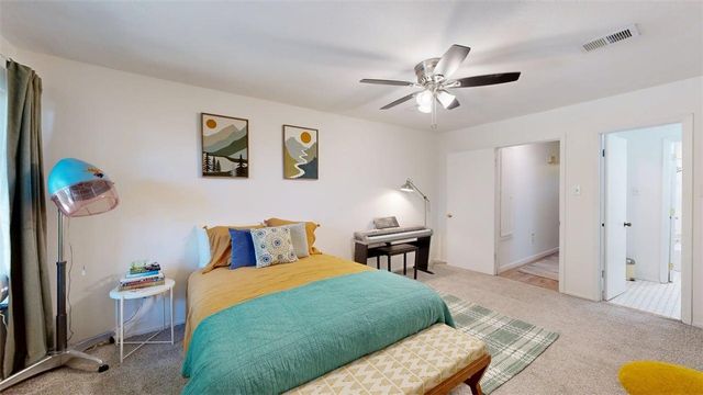 4345 Carter Creek Parkway 5, Bryan, TX 77802