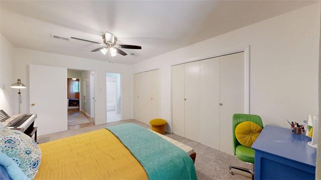 4345 Carter Creek Parkway 5, Bryan, TX 77802