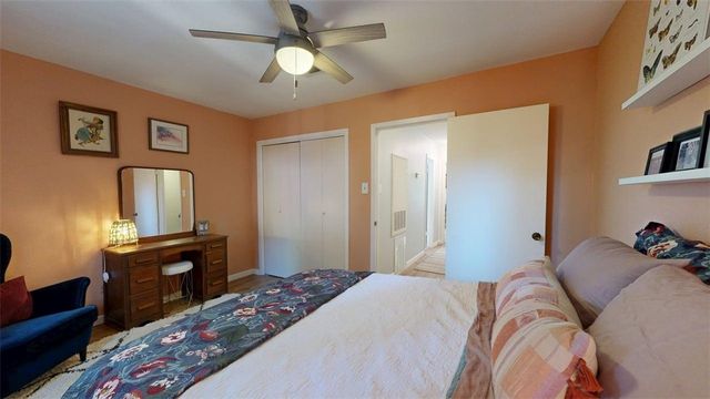 4345 Carter Creek Parkway 5, Bryan, TX 77802