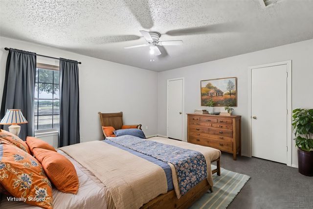 431 Sleepy Top Drive, Glenn Heights, TX 75154