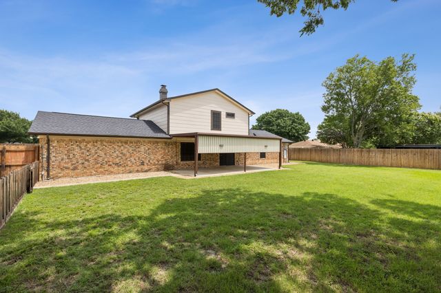 431 Sleepy Top Drive, Glenn Heights, TX 75154