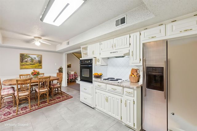 431 Sleepy Top Drive, Glenn Heights, TX 75154