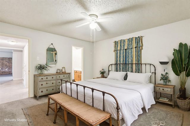 431 Sleepy Top Drive, Glenn Heights, TX 75154