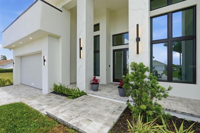 4240 NW 33RD LANE, Cape Coral, FL 33993