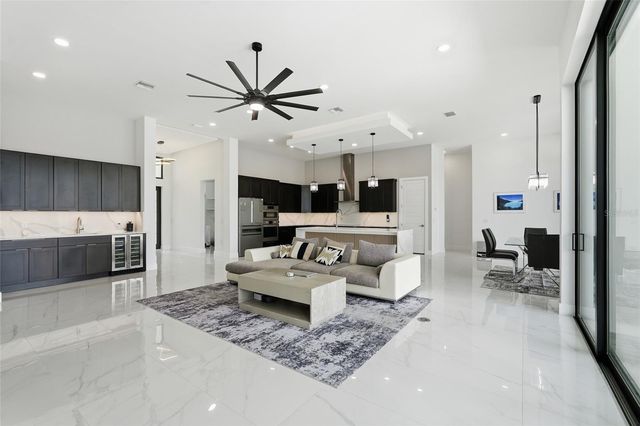 4240 NW 33RD LANE, Cape Coral, FL 33993
