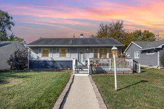 923 Plaza Drive, Joliet, IL 60435